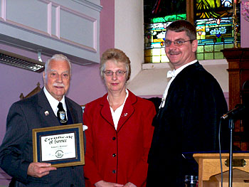 Bingo Bremner with his award