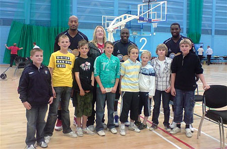 Foggie group pose with players